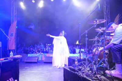 Agrandir l'image 18 sur 36, fenêtre modale