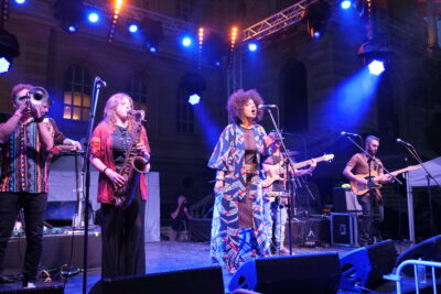 Agrandir l'image 36 sur 36, fenêtre modale