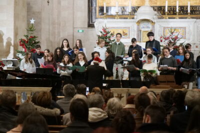 Agrandir l'image 8 sur 12, fenêtre modale