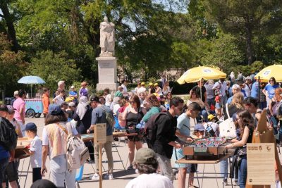 Agrandir l'image 1 sur 33, fenêtre modale