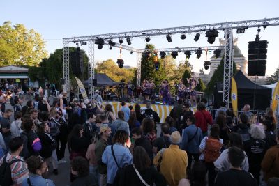 Agrandir l'image 7 sur 43, fenêtre modale