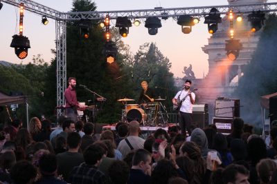 Agrandir l'image 10 sur 43, fenêtre modale