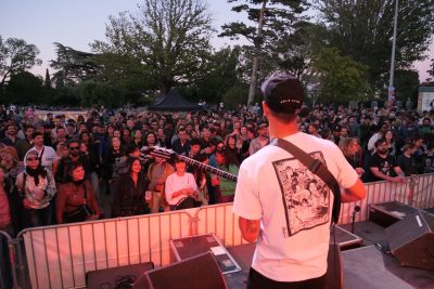 Agrandir l'image 18 sur 43, fenêtre modale