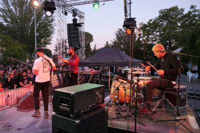 Agrandir l'image 19 sur 43, fenêtre modale