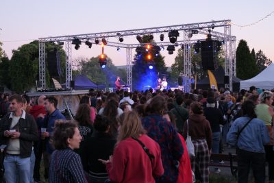 Agrandir l'image 13 sur 43, fenêtre modale