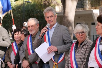 Agrandir l'image 2 sur 12, fenêtre modale