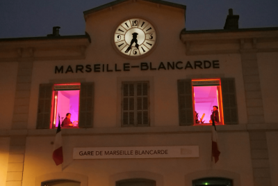 Agrandir l'image 19 sur 50, fenêtre modale