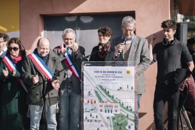 Agrandir l'image 4 sur 62, fenêtre modale