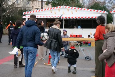 Agrandir l'image 15 sur 60, fenêtre modale