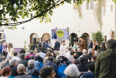 Agrandir l'image 3 sur 27, fenêtre modale