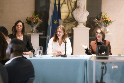 Agrandir l'image 2 sur 27, fenêtre modale