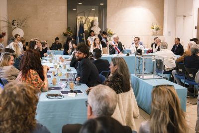 Agrandir l'image 14 sur 27, fenêtre modale