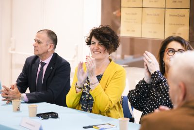 Agrandir l'image 12 sur 27, fenêtre modale